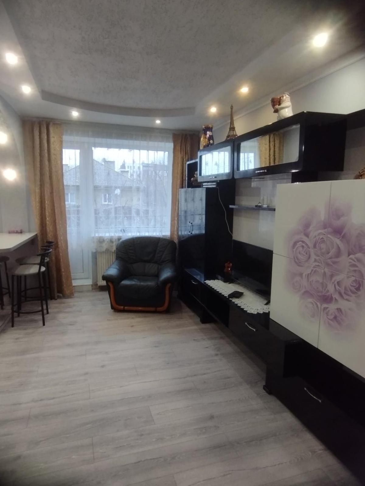 Дизайнерська Квартира У Центрі Міста Uzhhorod Exterior foto